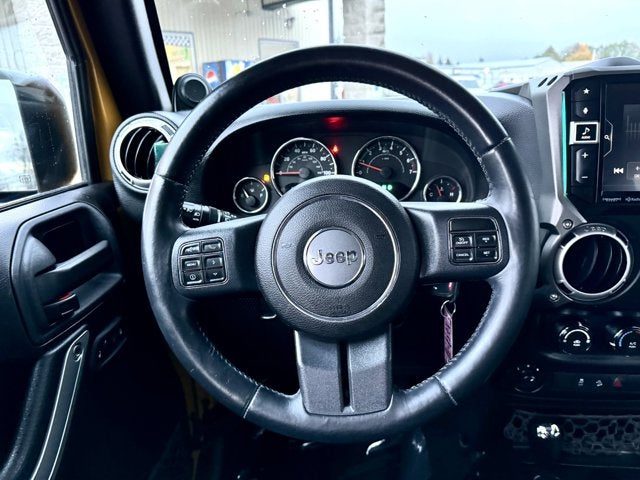 2014 Jeep Wrangler Unlimited Sahara 4WD