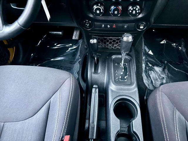 2014 Jeep Wrangler Unlimited Sahara 4WD