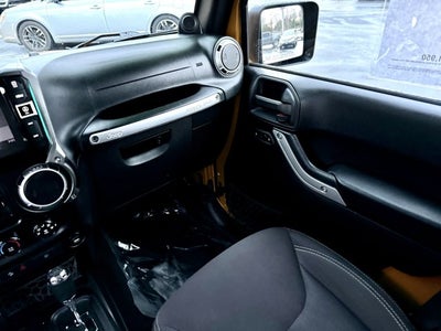 2014 Jeep Wrangler Unlimited Sahara 4WD