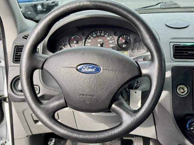 2005 Ford Focus S