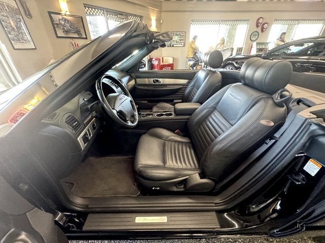 2002 Ford Thunderbird w/Hardtop Deluxe