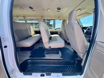 2013 Ford Econoline Wagon XLT 12 PASSENGER