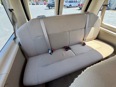 2013 Ford Econoline Wagon XLT 12 PASSENGER