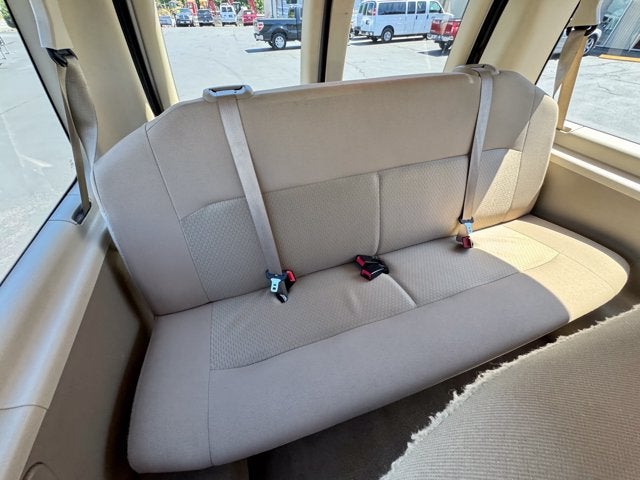 2013 Ford Econoline Wagon XLT 12 PASSENGER