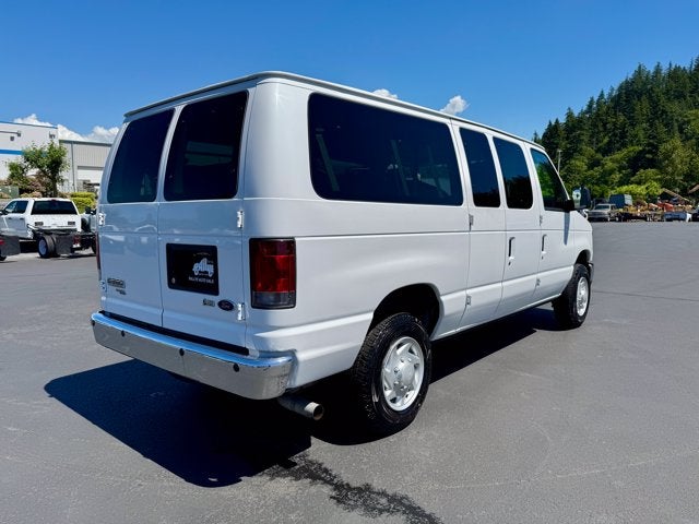 2013 Ford Econoline Wagon XLT 12 PASSENGER