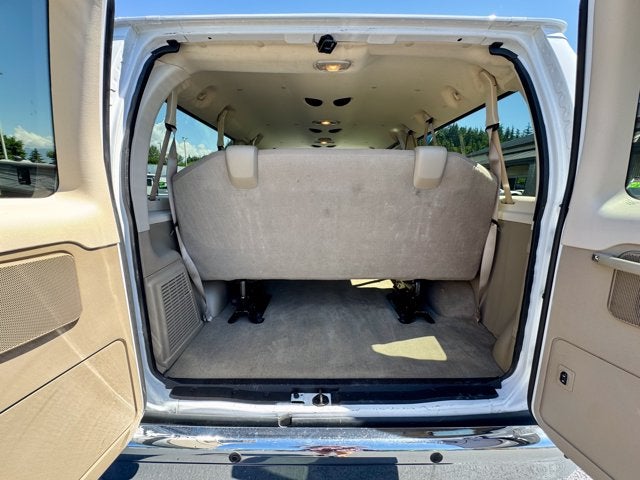 2013 Ford Econoline Wagon XLT 12 PASSENGER