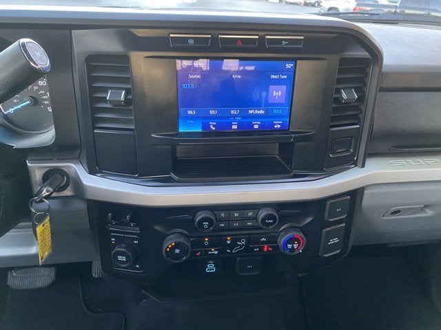 2023 Ford F-450 DRW CREWCAB SUPERDUTY XLT 4WD 10FT CONTRACTOR