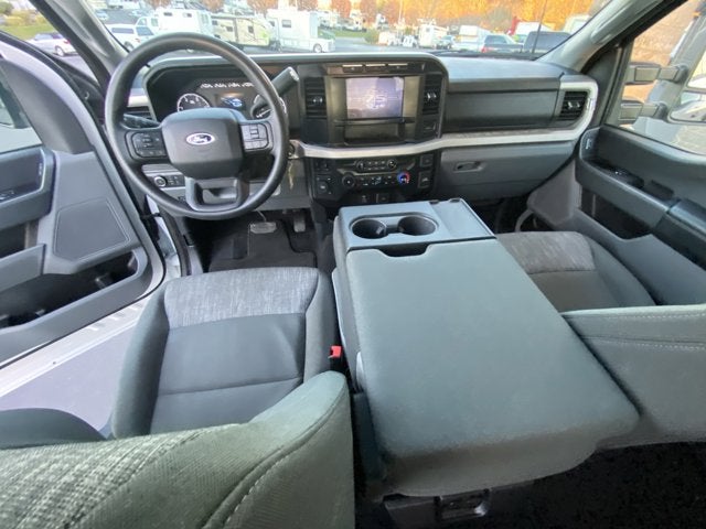 2023 Ford F-450 DRW CREWCAB SUPERDUTY XLT 4WD