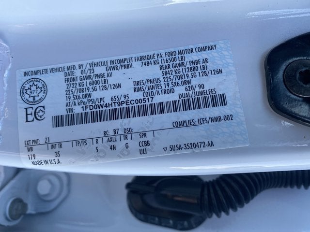 2023 Ford F-450 DRW CREWCAB SUPERDUTY XLT 4WD