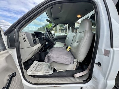 2000 Ford Super Duty F-550 XL Dump 11FT 2WD