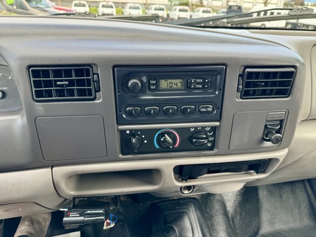 2000 Ford Super Duty F-550 XL Dump 11FT 2WD