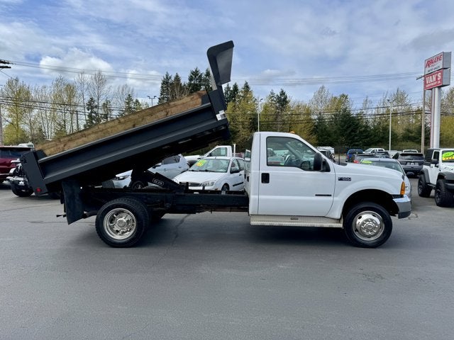 2000 Ford Super Duty F-550 XL Dump 11FT 2WD