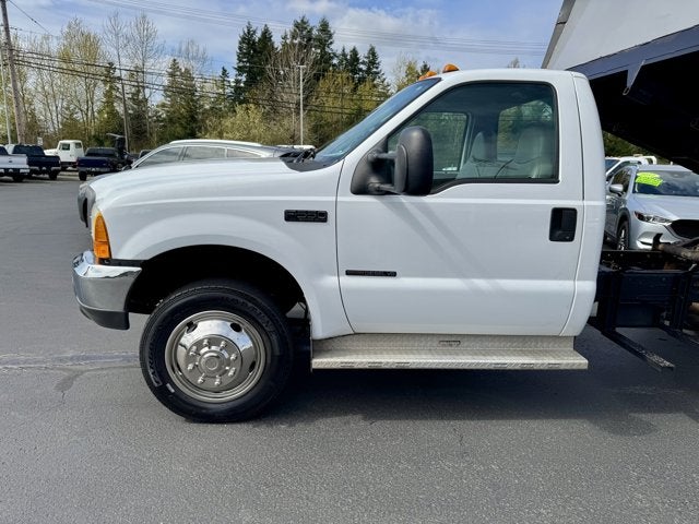 2000 Ford Super Duty F-550 XL Dump 11FT 2WD