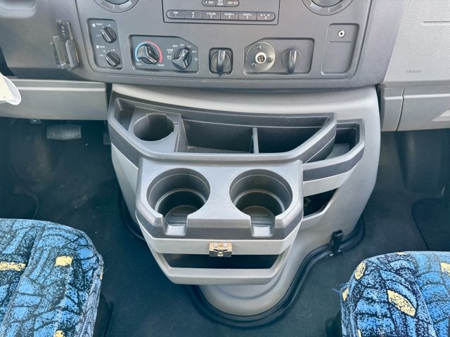 2013 Ford E350 Starcraft 12PASS Bus