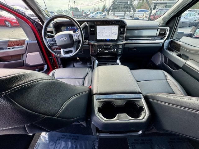 2023 Ford Super Duty F-350 DRW LARIAT