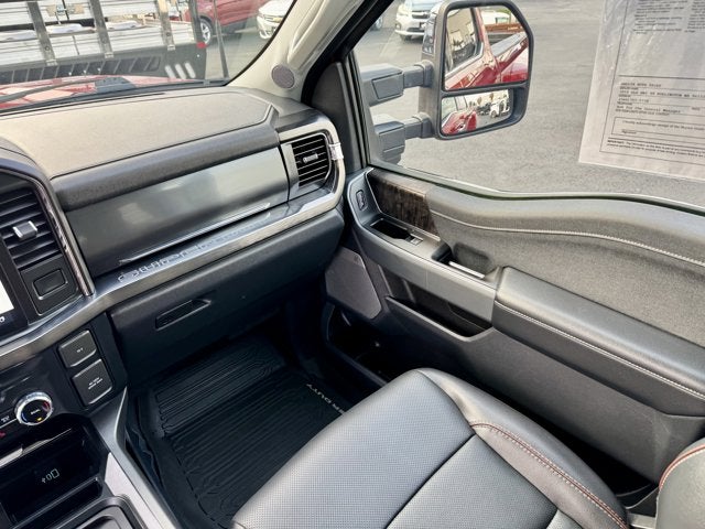 2023 Ford Super Duty F-350 DRW LARIAT