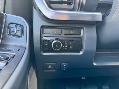 2023 Ford Super Duty F-350 DRW LARIAT