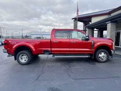 2023 Ford Super Duty F-350 DRW LARIAT