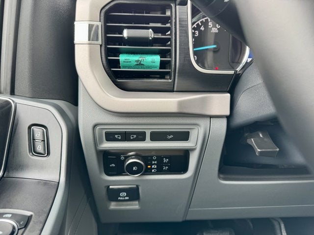 2023 Ford F-150 XLT 4WD