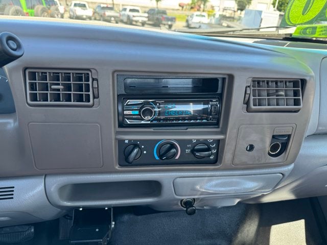 2001 Ford Super Duty F-250 XLT 4WD