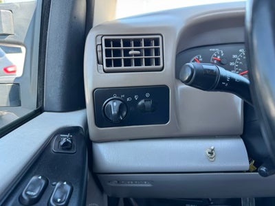 2001 Ford Super Duty F-250 XLT 4WD