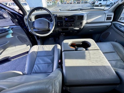 2002 Ford Super Duty F-350 SRW Lariat 4WD