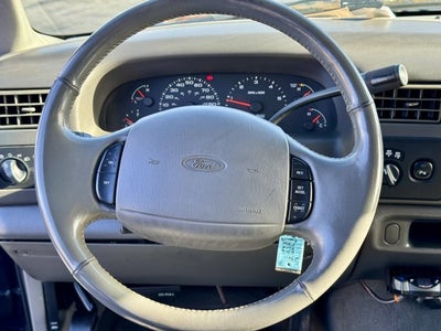 2002 Ford Super Duty F-350 SRW Lariat 4WD