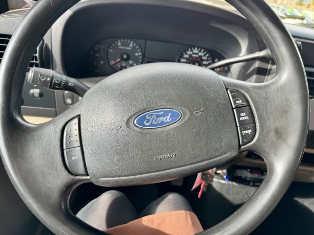 2005 Ford Super Duty F-250 XLT 4WD Camper PKG