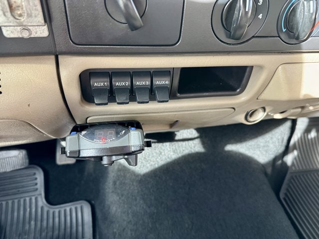 2005 Ford Super Duty F-250 XLT 4WD Camper PKG