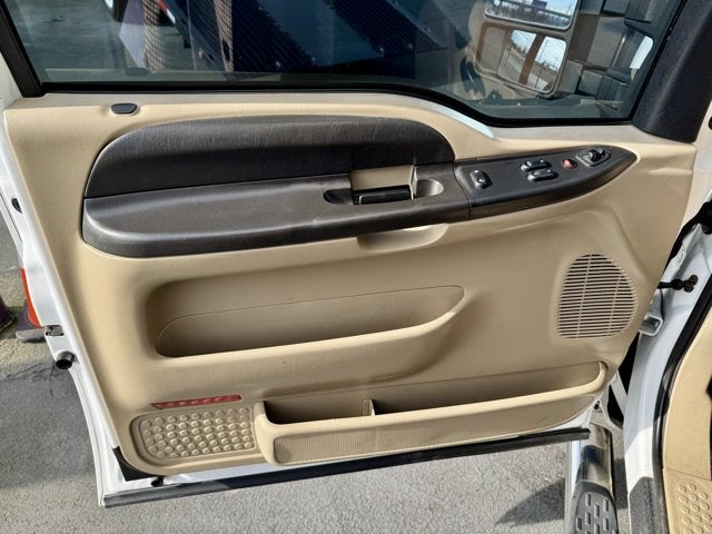 2005 Ford Super Duty F-250 XLT 4WD Camper PKG