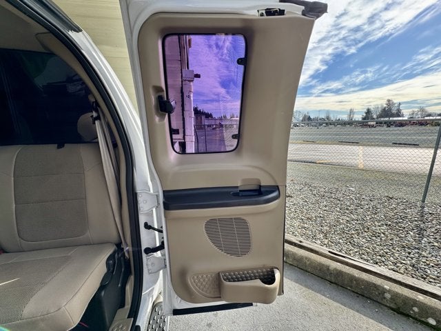 2005 Ford Super Duty F-250 XLT 4WD Camper PKG