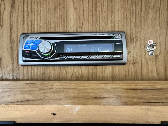 2005 Ford Super Duty F-250 XLT 4WD Camper PKG