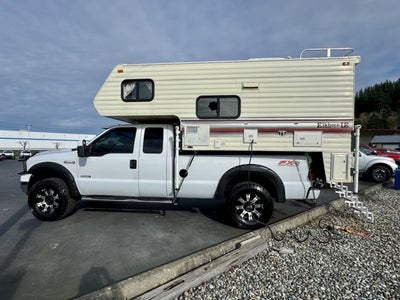 2005 Ford Super Duty F-250 XLT 4WD Camper PKG