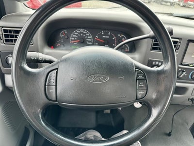 2002 Ford Super Duty F-350 SRW Lariat 4WD