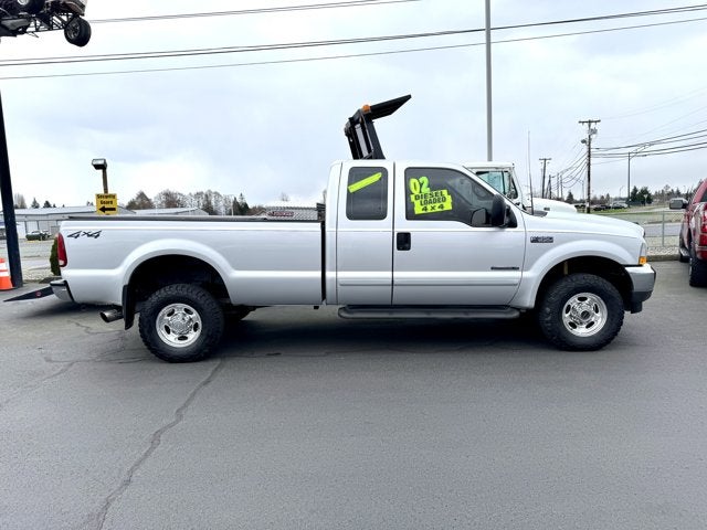 2002 Ford Super Duty F-350 SRW Lariat 4WD