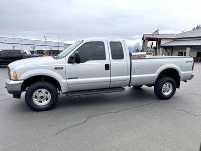 2002 Ford Super Duty F-350 SRW Lariat 4WD