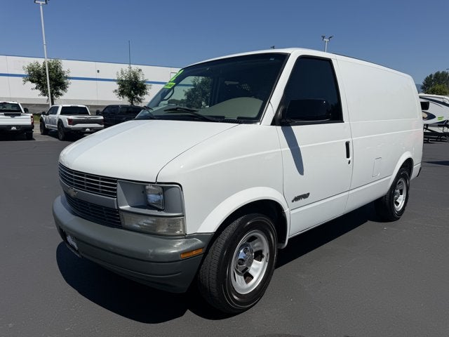 2002 Chevrolet Astro Cargo Van 111.2" WB RWD