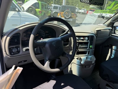 2002 Chevrolet Astro Cargo Van 111.2" WB RWD
