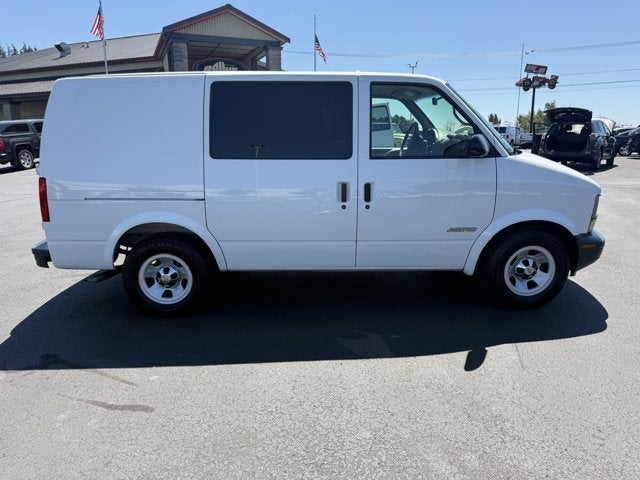 2002 Chevrolet Astro Cargo Van 111.2" WB RWD