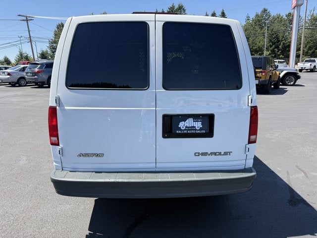 2002 Chevrolet Astro Cargo Van 111.2" WB RWD
