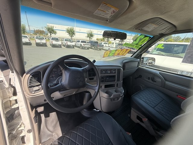 2002 Chevrolet Astro Cargo Van 111.2" WB RWD