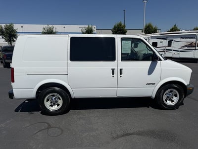 2002 Chevrolet Astro Cargo Van 111.2" WB RWD