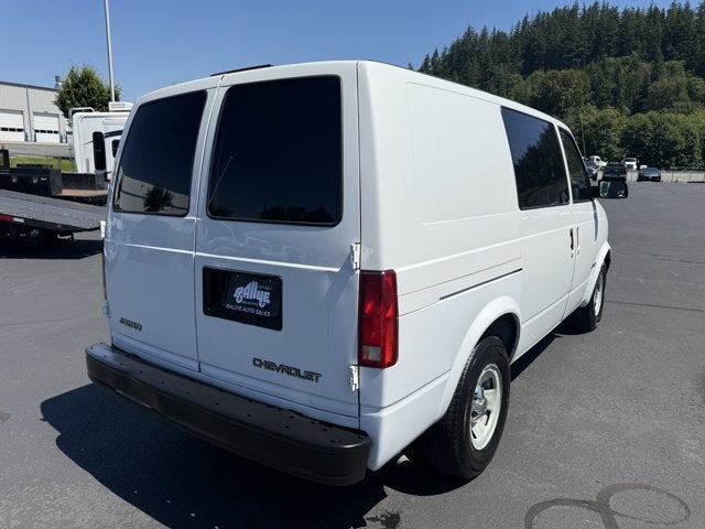 2002 Chevrolet Astro Cargo Van 111.2" WB RWD