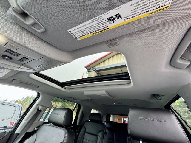 2020 GMC Yukon Denali 4WD