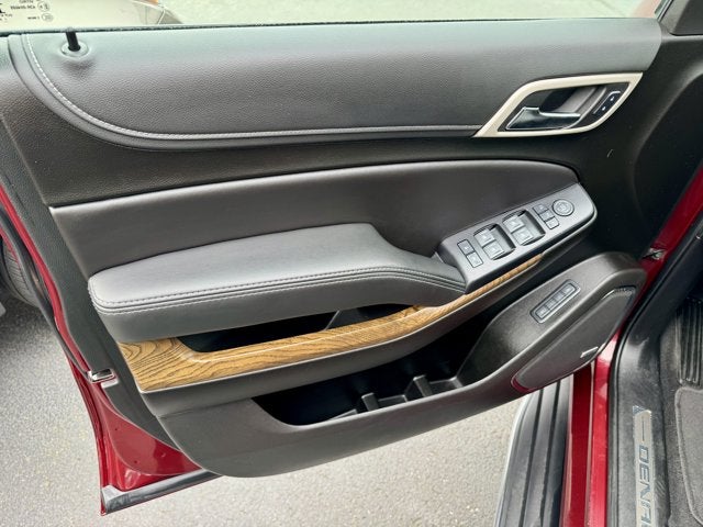 2020 GMC Yukon Denali 4WD