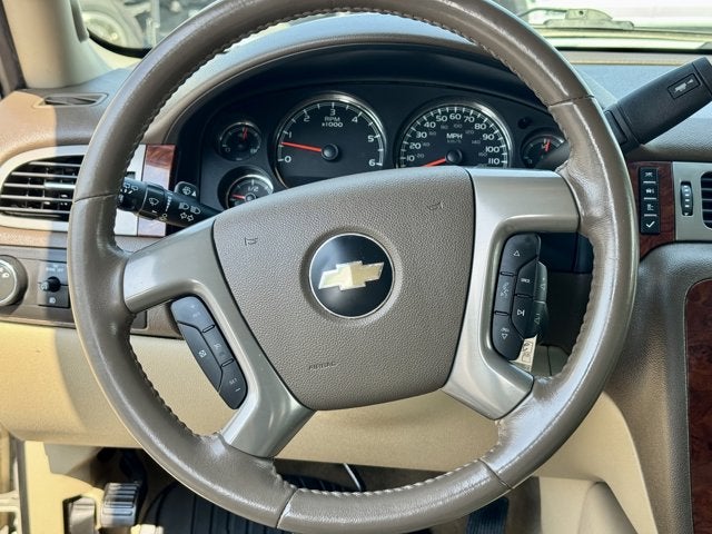 2009 Chevrolet Suburban LT w/1LT 4WD