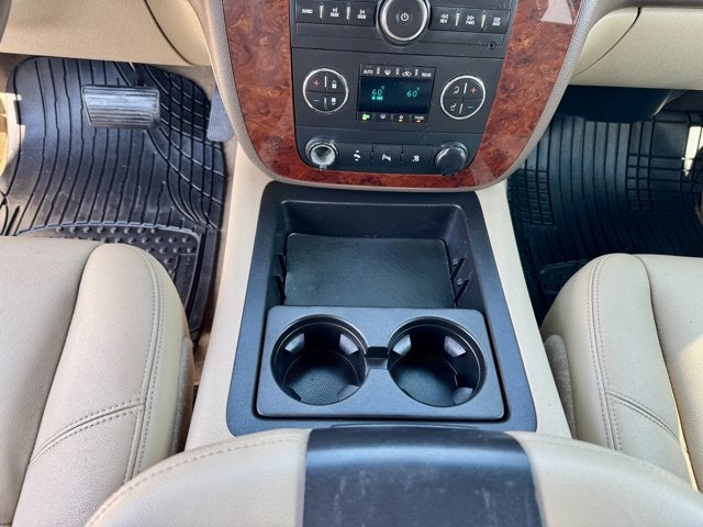 2009 Chevrolet Suburban LT w/1LT 4WD