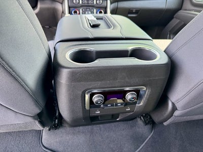 2022 Chevrolet Suburban LS 4WD