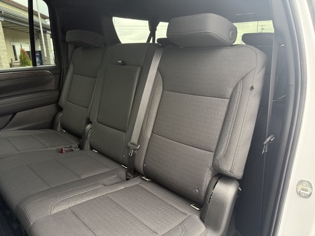 2022 Chevrolet Suburban LS