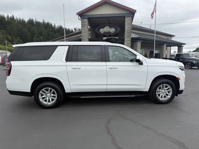 2022 Chevrolet Suburban LS